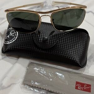 Ray-Ban Gold Frame Sunglasses with Dark Lenses